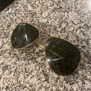 Ray-Ban | Accessories | Rayban Classic Aviator Sunglasses  display picture 1
